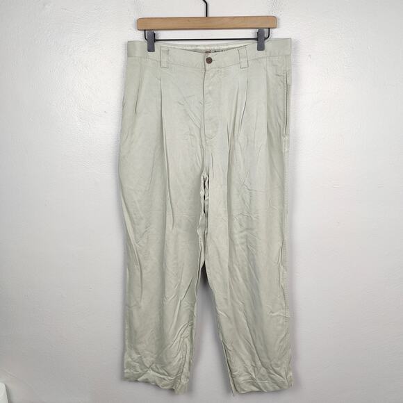 Tommy Bahama Silk Pants Mens 34 Light Beige Pleated Casual Hawaiian Beach Summer - Picture 1 of 9